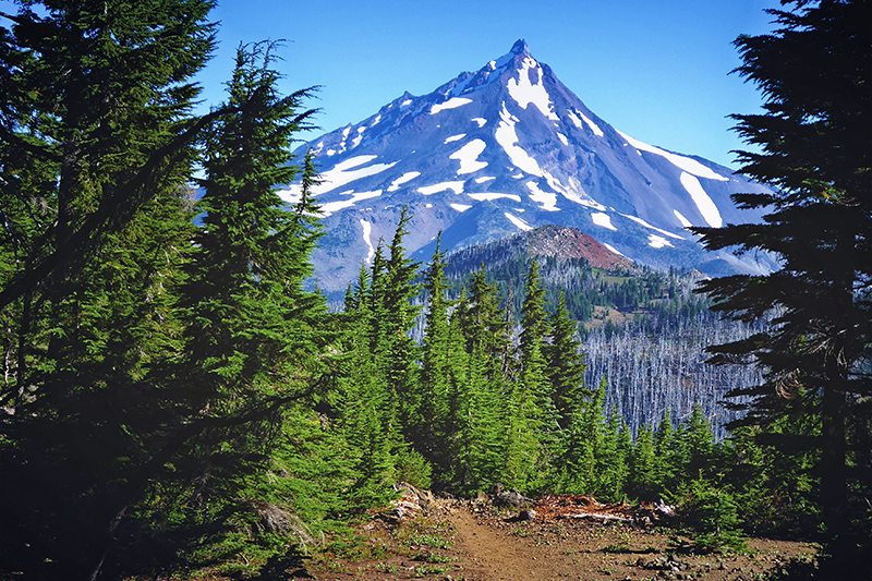 mount-jefferson-pacific-crest-trail-pct-robert-barber-oregon